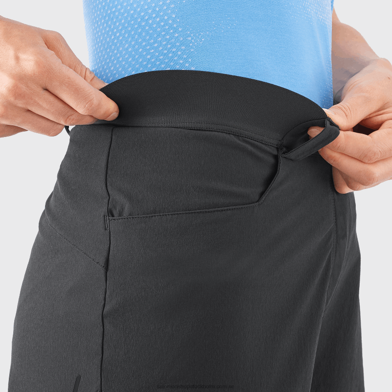 Salomon svart kvinnors shorts - wayfarer T82RP950