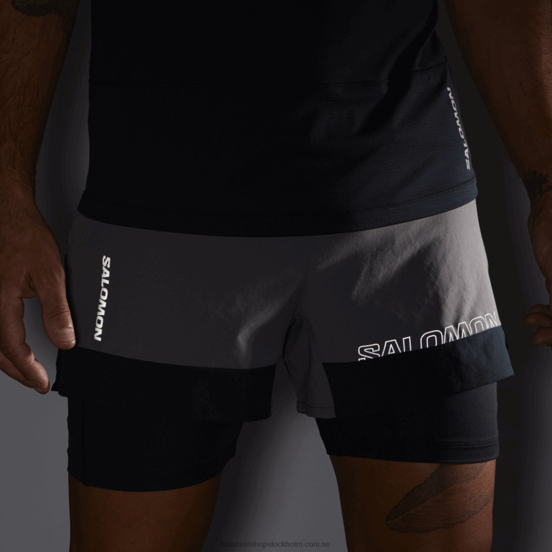 Salomon tyst nyans/djup svart herrshorts - cross 2in1 T82RP280